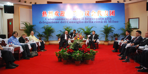 意大利米兰市议会代表团访问温州文成