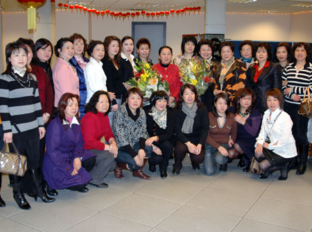 米兰中领馆举办“三八”国际妇女节招待会 赞华人妇女贡献