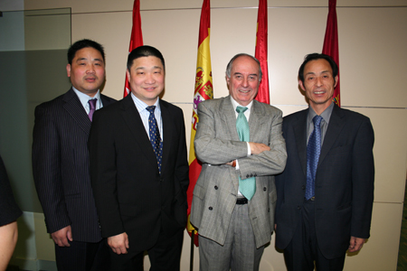 西班牙马德里市政府等机构与当地华人侨团举行晤谈会