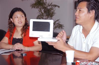 台州市侨联领导走访留学回国人员创办的企业