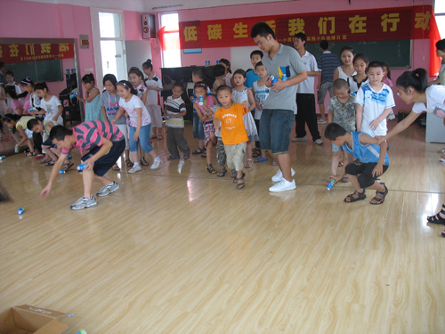 温州大学暑期社会实践牵手侨乡丽岙小学生夏令营活动