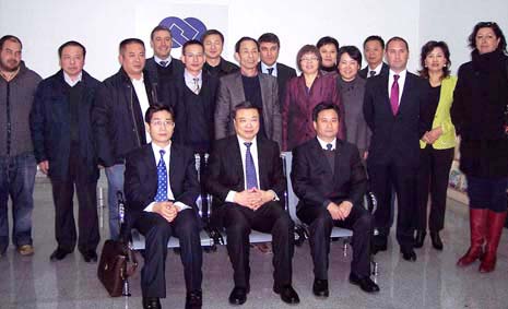 中联部代表团与西华联举行座谈(图)-浙江省归国