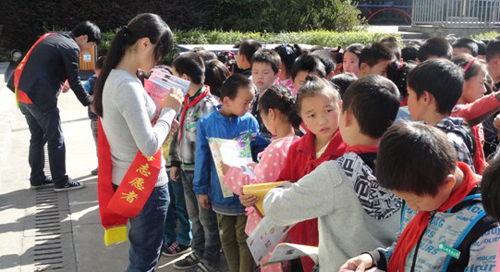 泰顺县泗溪镇开展台侨法宣传进学校活动