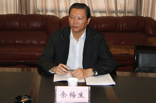 温州市委副书记王昌荣在温州市侨联调研工作