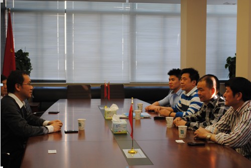 荷兰中国经济贸易促进会代表团到省侨联访问交流