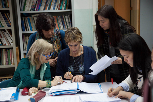 佛罗伦萨中文学校进一步推进“沟通与交流”的主题活动