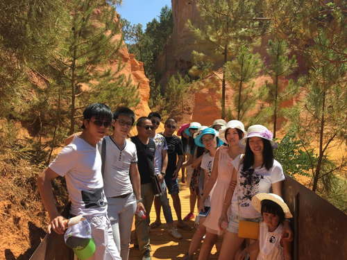 意大利华人企业你好集团注重人文关怀(图)-浙