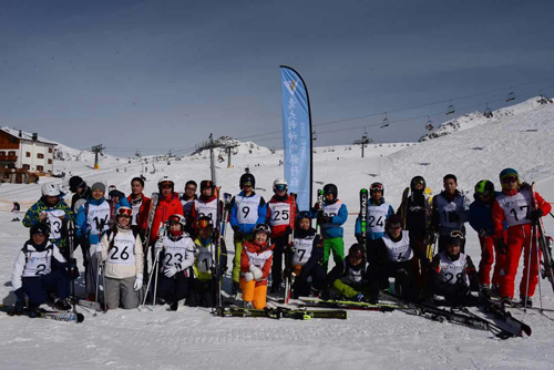 意侨社举办首届神州华人街杯滑雪比赛(图)-浙