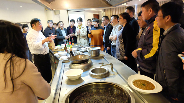 省侨联开展中餐文化调研活动