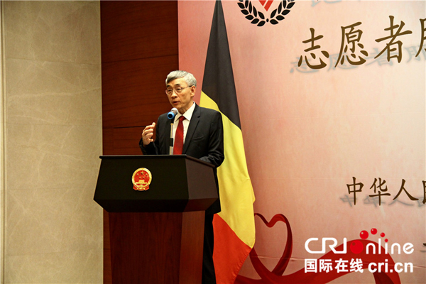 比利时华侨华人领事保护服务团彰显重要作用