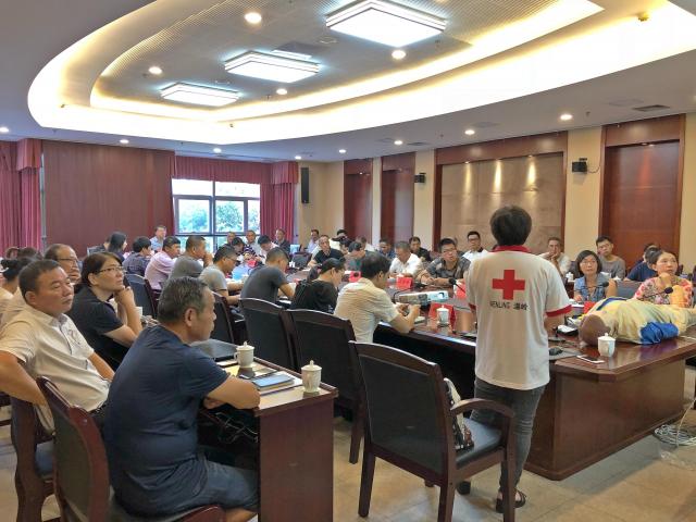 温岭市侨联组织开展应急救护技能培训
