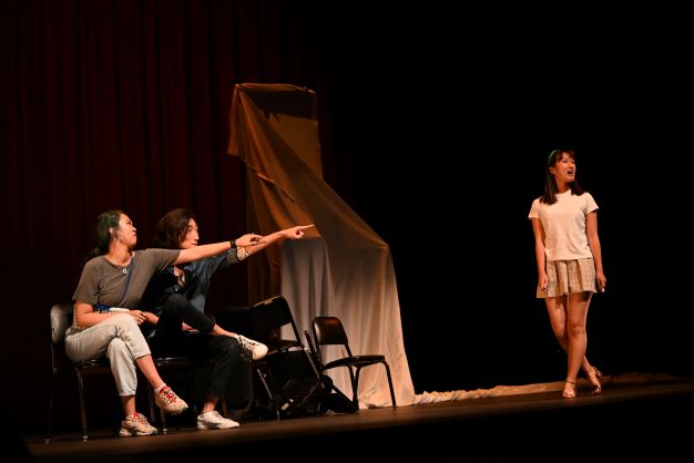 加州大学洛杉矶分校中国留学生举办“中华文化之夜” 青春版的文化阐释