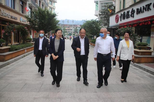 温州肯恩大学领导赴玉壶考察基层侨联组织建设